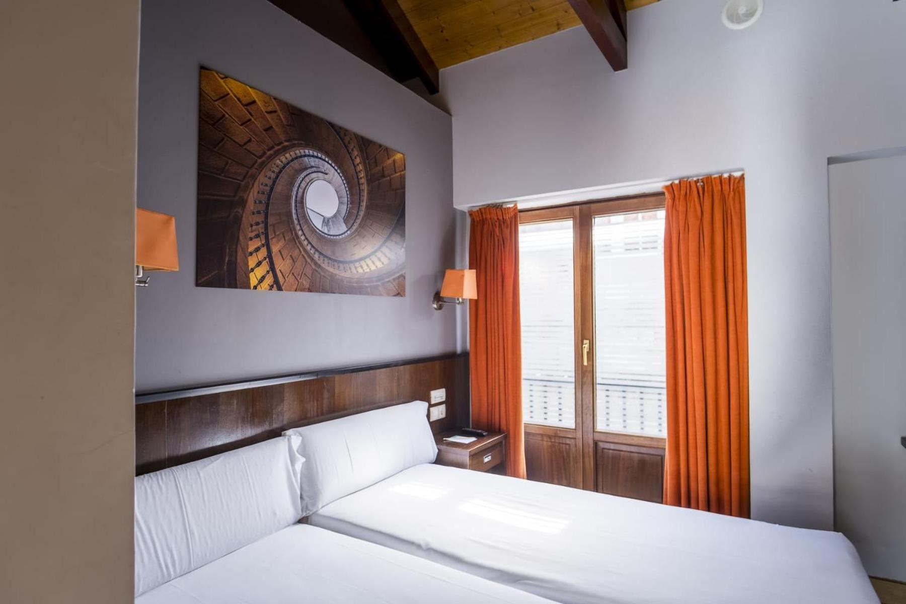 Hotel Alda Algalia Santiago de Compostela Exterior photo