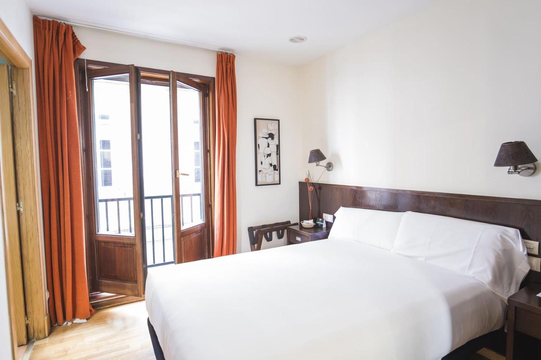 Hotel Alda Algalia Santiago de Compostela Exterior photo